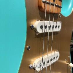 Nouvelle Squier 40e anniversaire Stratocaster Satin Seafoam Green avec touche en érable