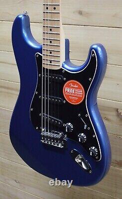 Nouvelle Squier Edition Limitée Affinity Stratocaster Guitar Lake Placid Blue