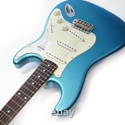 Nouvelle guitare Fender Made in Japan Traditional 60s Stratocaster (Lake Placid Blue)