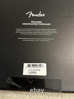 Plaque de protection Stratocaster pré-câblée Fender en parchemin, 11 trous, Texas Special