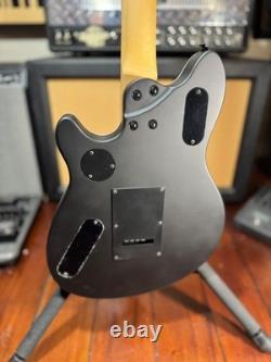 Prototype de guitare EVH Wolfgang Special Edition