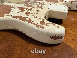 RELIC Fender American Classic 60 Stratocaster Gaucher des Années 1960 Corps Blanc Olympique