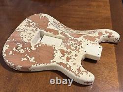 RELIC Fender American Classic 60 Stratocaster Gaucher des Années 1960 Corps Blanc Olympique