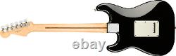 Série Fender Player Stratocaster avec touche en érable, noir