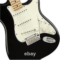 Série Fender Player Stratocaster avec touche en érable, noir