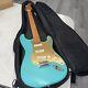 Squier 40e Anniversaire Édition Vintage Stratocaster Satin Mer, Avec Sac