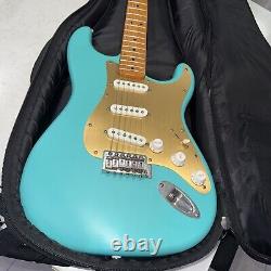 Squier 40e Anniversaire Édition Vintage Stratocaster Satin Mer, Avec Sac