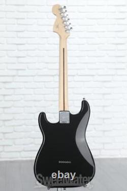 Squier Affinity Series Stratocaster H HT Black, Sweetwater Exclusive	 
<br/>  

<br/>Squier Affinity Series Stratocaster H HT Noir, Exclusivité Sweetwater