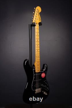 Squier Classic Vibe '70s Stratocaster HSS Noir avec touche en érable