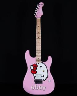 Squier LTD Hello Kitty Stratocaster avec housse de transport, touche en érable, rose