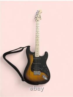 Squier Sonic Stratocaster HSS Guitare Électrique Édition Limitée 2-Color Sunburst