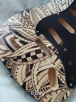 Stratocaster Corps De Guitare Électrique Sur Mesure Woodburn Fender Strat Black Pickguard
