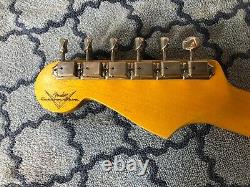 Stratocaster De Cou De Magasin Personnalisé Fender