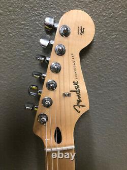Stratocaster De Joueur Fender Jaune Avec Nouveau Sac De Gig Fender