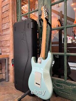 Stratocaster HSS American Professional II de Fender 2023 en Mystic Surf Green avec étui