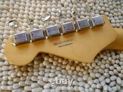 VRAI Manche Fender Strat MIM Série Player II Érable 22 Frettes ! 9.5 Stratocaster
