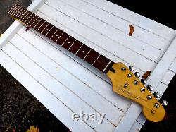 Véritable manche relic Fender Lic Strat vieilli Nitro 60s Stratocaster de Mr G's Customs